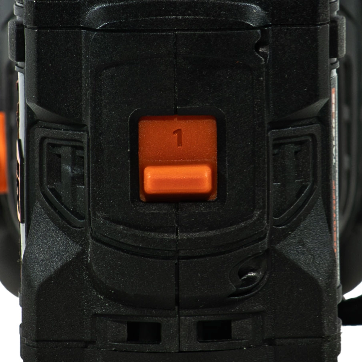 TALADRO/ATORN LUSQTOFF TAL60-9B 18V 10MM S/BAT-CAR